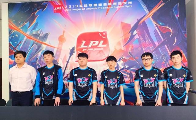 的外线投射 的外线投射