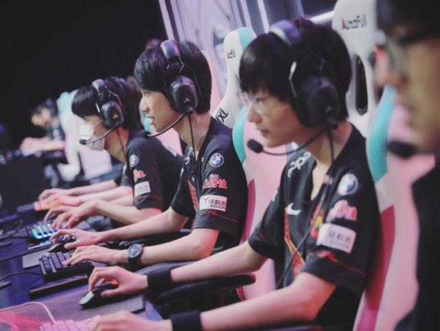 平地比赛时 平地比赛时