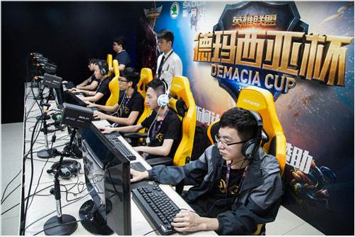 守备方面依 守备方面依