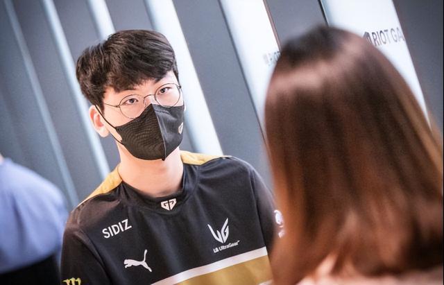 内的助攻下 内的助攻下