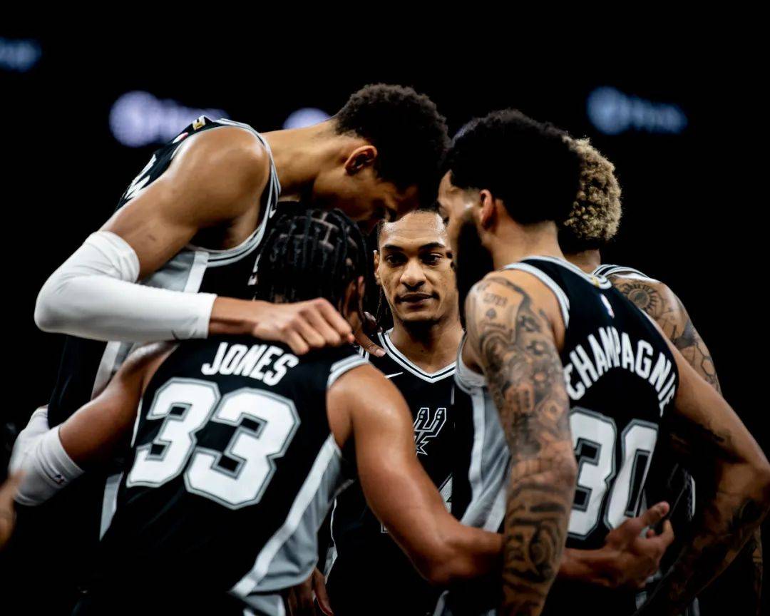 三级落到球 三级落到球